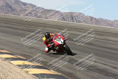 media/May-10-2025-Race Pace (Sat) [[db32fef2da]]/Vested/4-Bowl Set 2 (910am)/